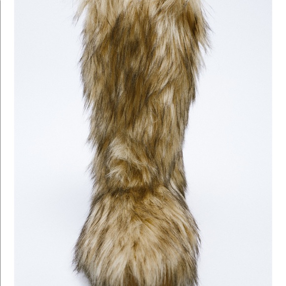Zara faux fur jacket with matching faux fur boots - Picture 10 of 13